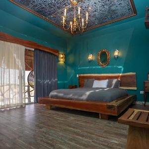 Standard Double Suite